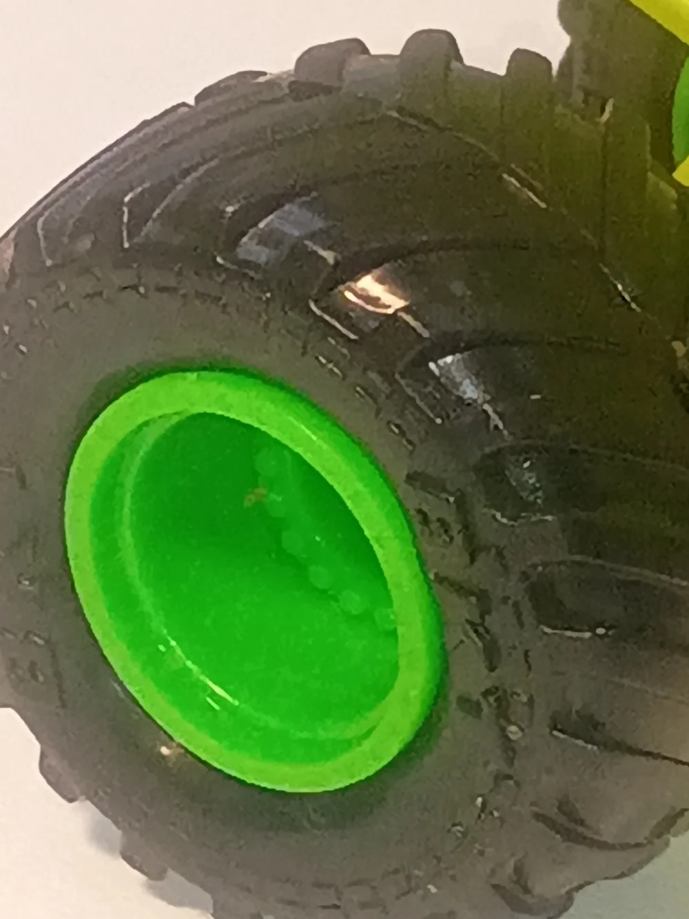 Spin Master Monster Monster Jam Lime Green Dirt Squad Dump Truck Axle 1/64